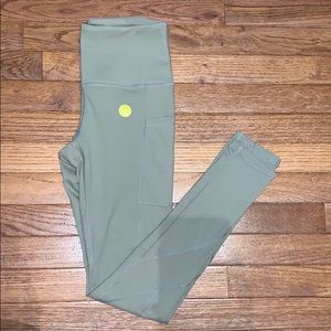 Along fit high rise leggings
